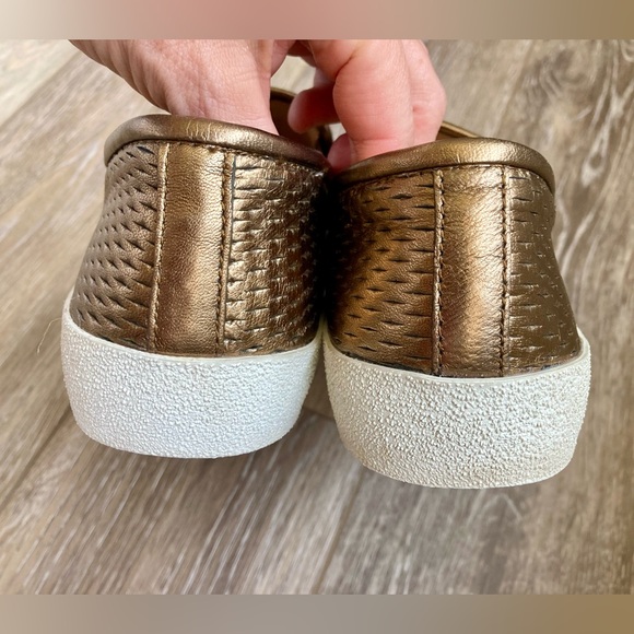 Vince Camuto Gold Loafer 9 - Picture 4 of 9